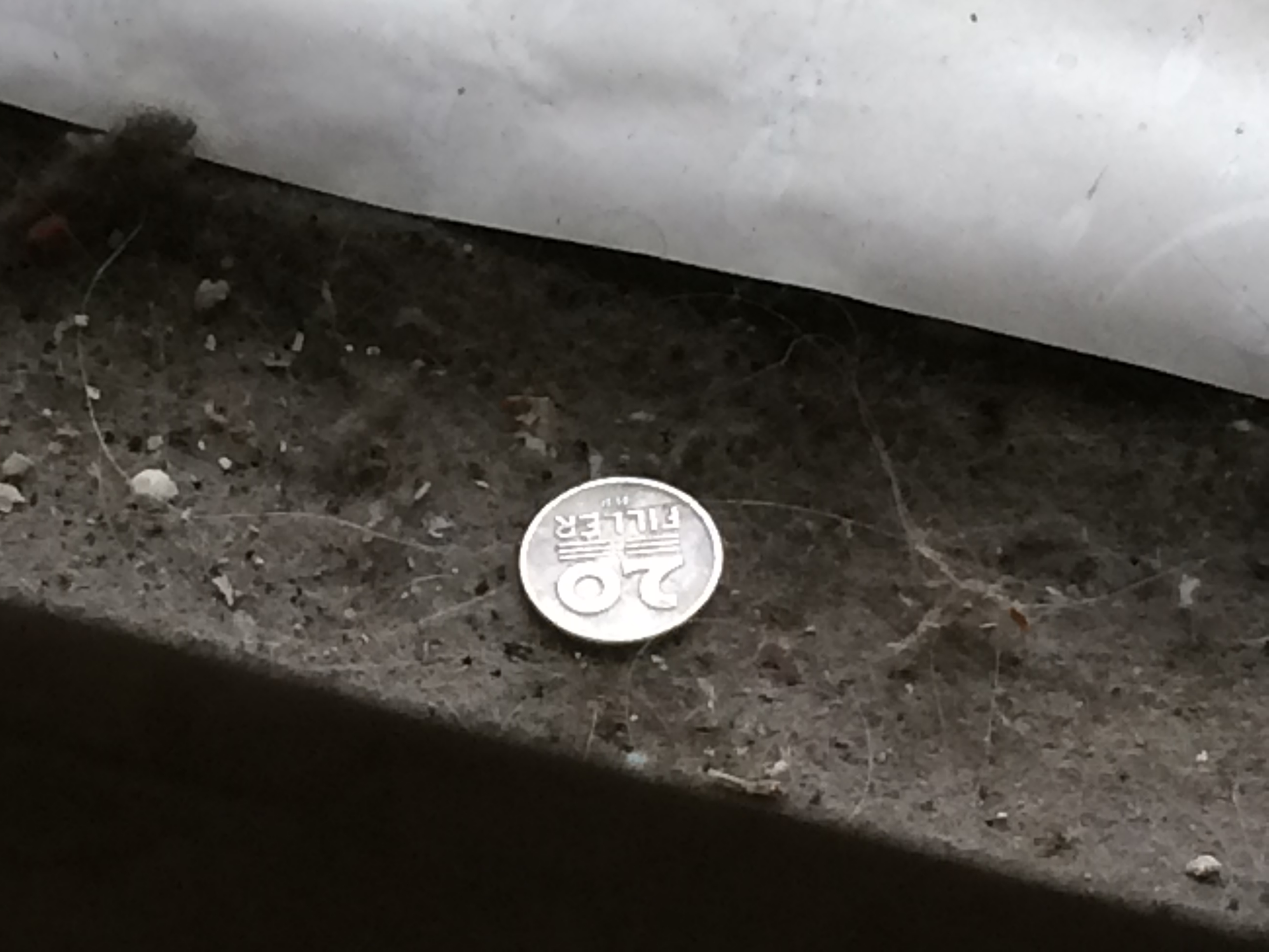 Illustration for article titled Végigjártam Kövér László egyelőre néptelen Kossuth téri Recska-barlangját