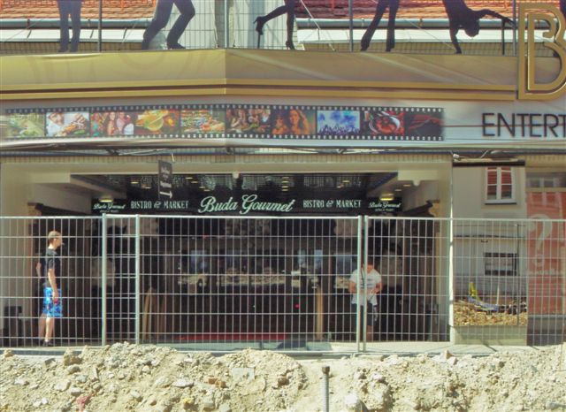 JÖJJÖN KI ÓBUDÁRA.....