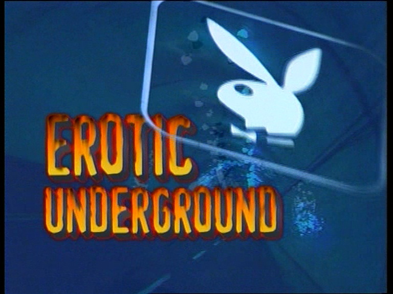 Igen ritka filmfelvétel a szexmunkásnők között pózoló Vizoviczki Lászlóról