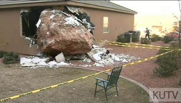 Illustration for article titled Ez történt, amíg aludtál: molesztáló rabbi, molesztáló műsorvezető