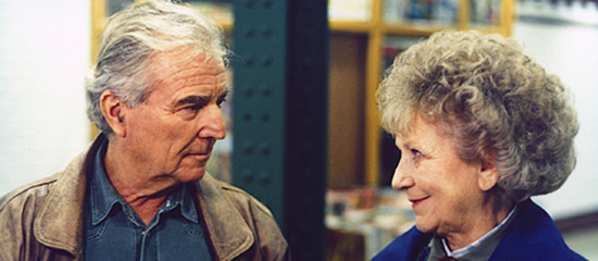 Tüntetés a Szomszédok újraforgatásáért Gazdagréten!