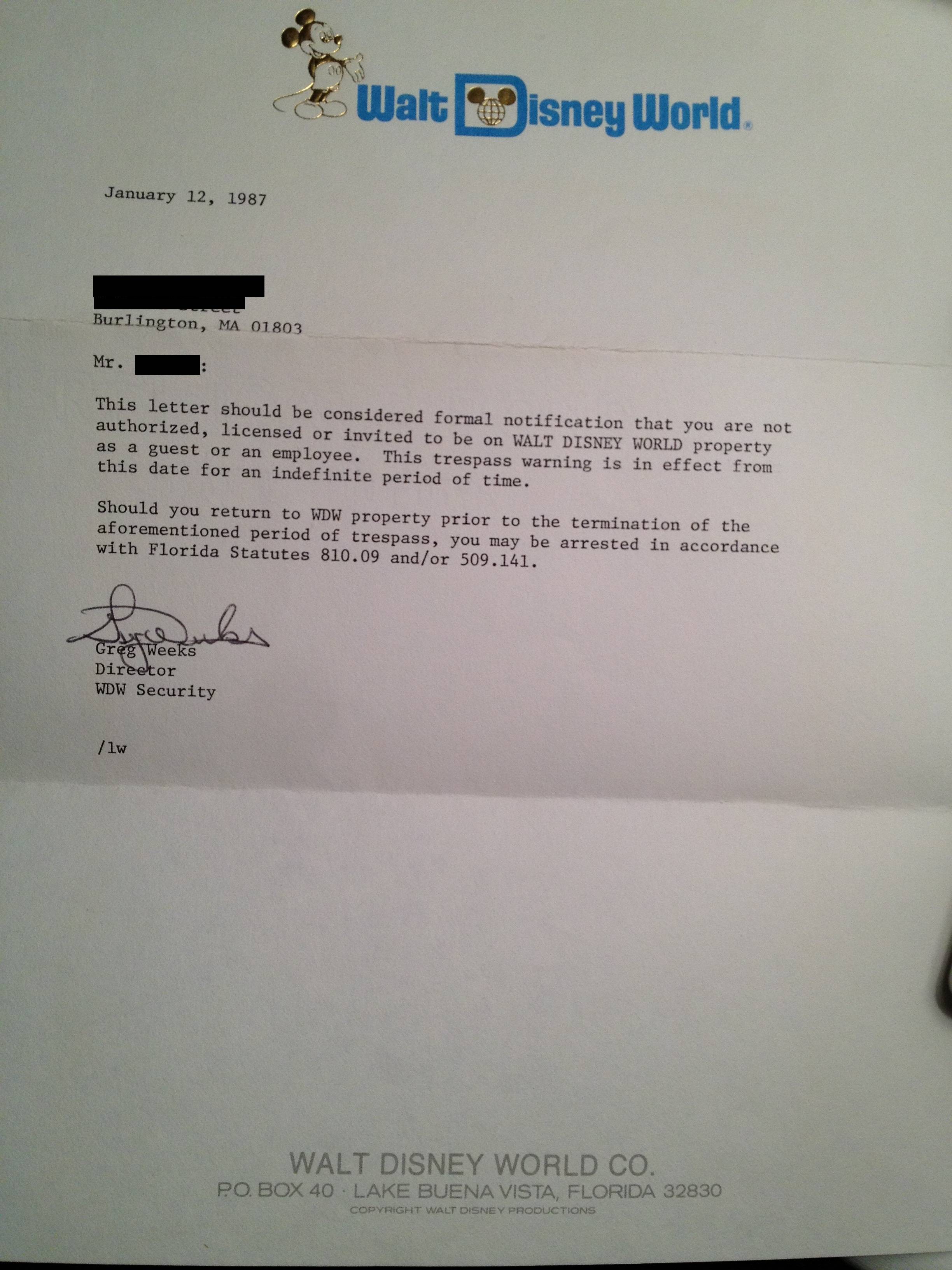 A nagypapa, akit kitiltottak Disneylandből