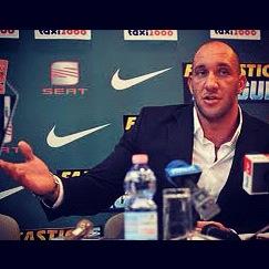 Berki, a politikus üzen