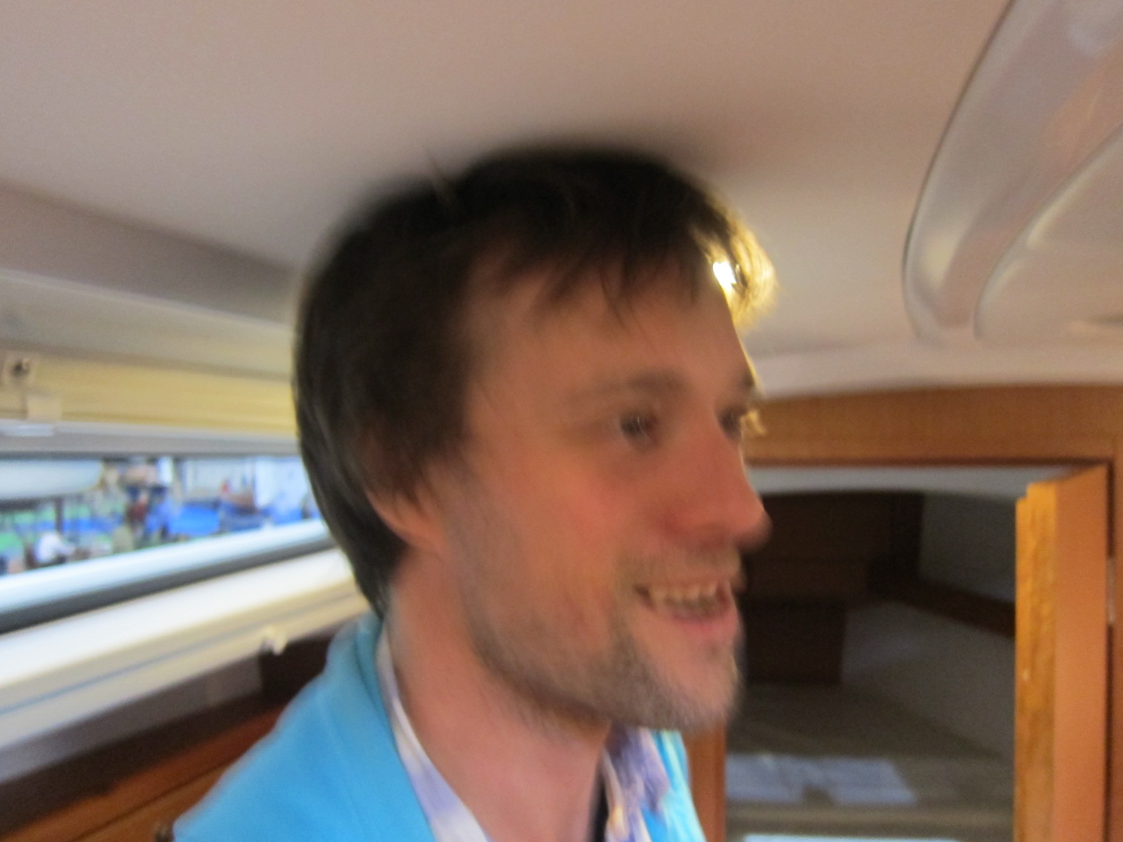 Illustration for article titled Régen a stricihajó is jobb volt, a vadászkalap viszont nem! (Három férfimodell kalandjai a macsó vásárban)