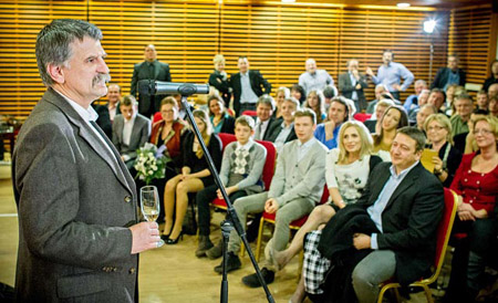 Kövér Bayer szülinapján: Egyetlen esetben sem tagadtuk meg egymást