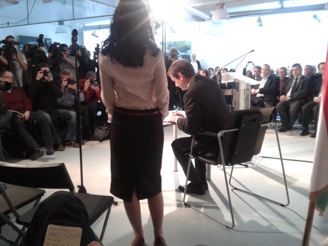 Illustration for article titled Meg sem kell tartani a következő választást, máris győzött az E2VSZP-PMP-VSZ