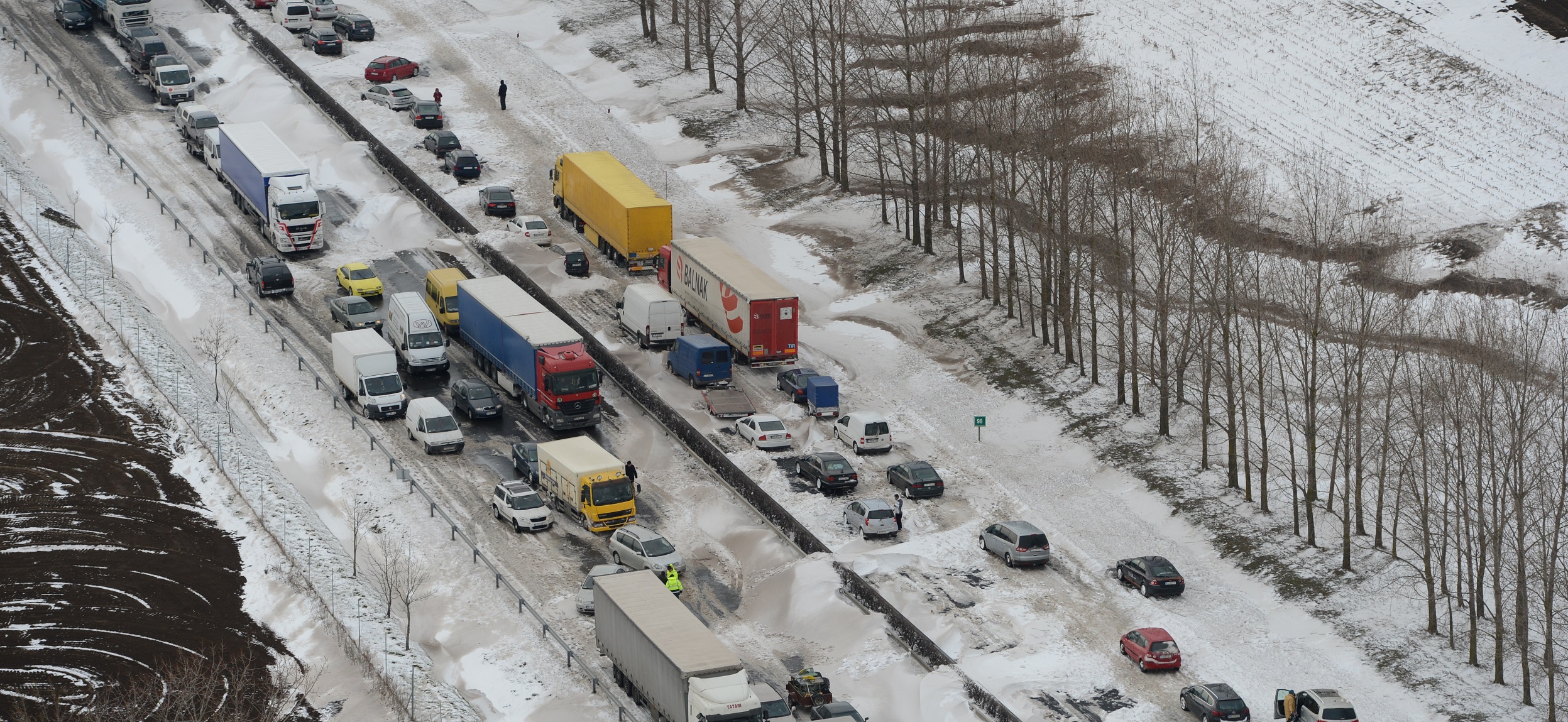 "Számos hiányosság" - ombudsmani jelentés a márciusi hóhelyzetről