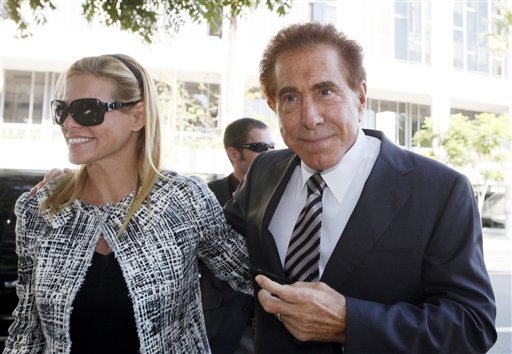 Illustration for article titled Rekordösszegért adták el a Picasso-képet, amibe az előző tulajdonosa belekönyökölt