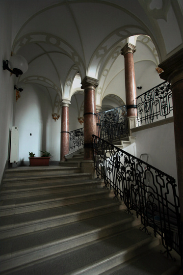 Illustration for article titled Drón repült a Prezi új, Nagymező utcai szuperirodájába (updatelve!)