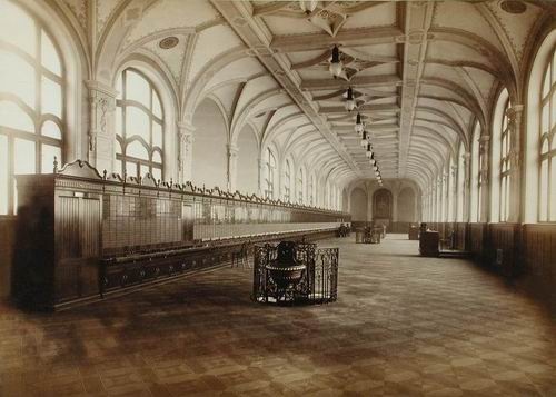 Illustration for article titled Drón repült a Prezi új, Nagymező utcai szuperirodájába (updatelve!)