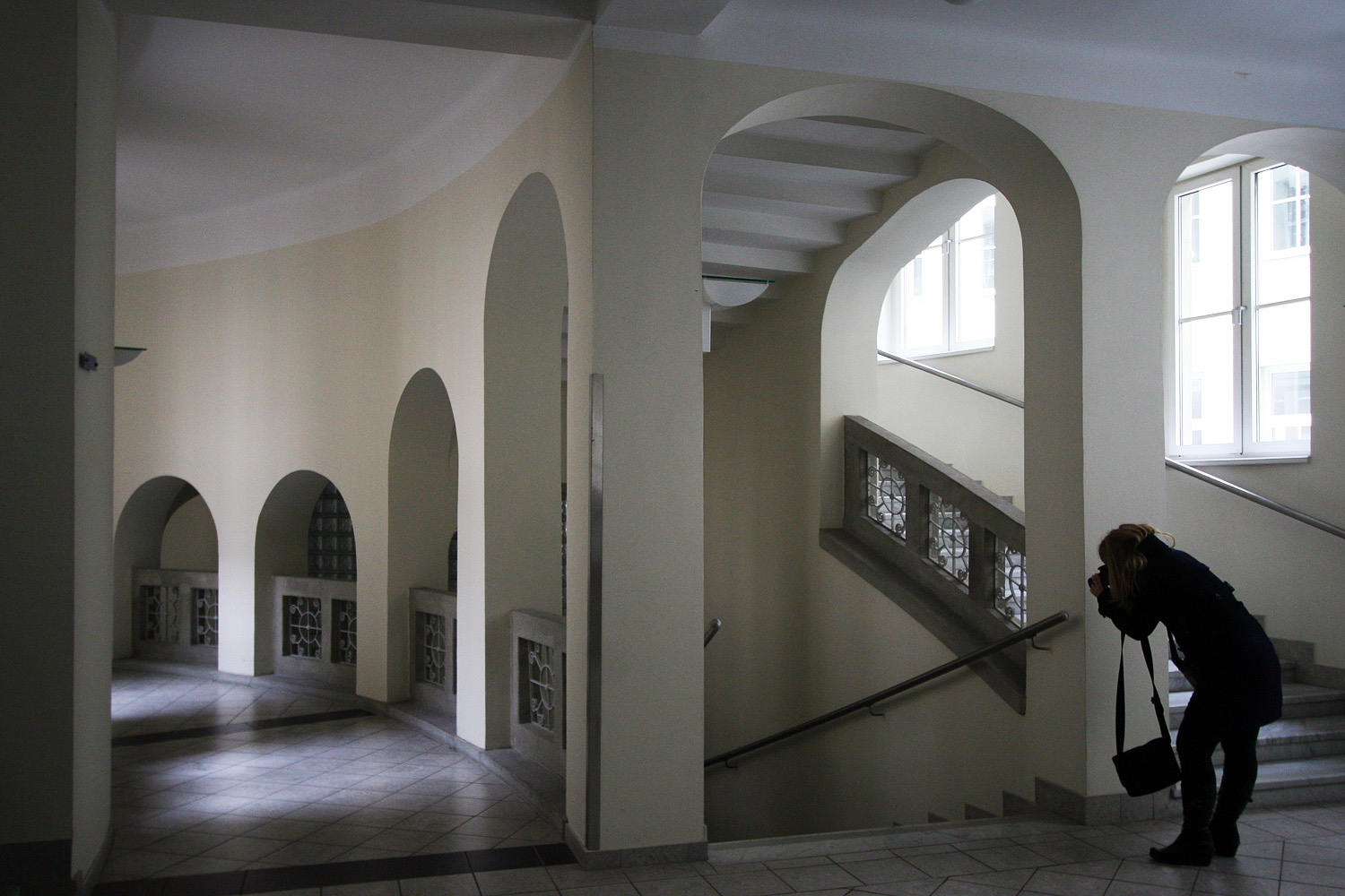 Illustration for article titled Na, vajon hová nyílik a legjobb kilátás a nyugdíjpalotából?