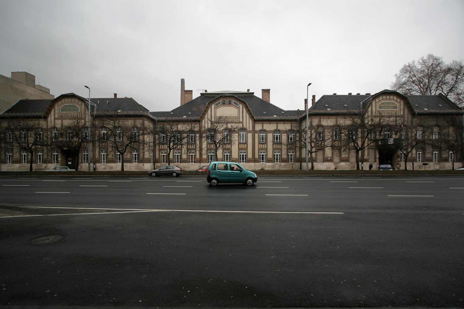 Illustration for article titled A gépek, amik megállították a tífuszt Budapesten