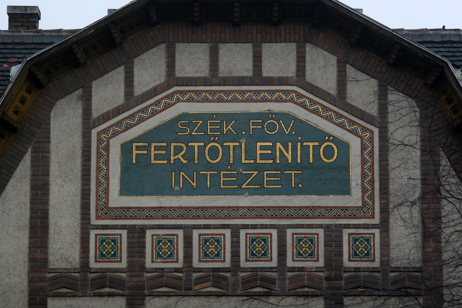 Illustration for article titled A gépek, amik megállították a tífuszt Budapesten