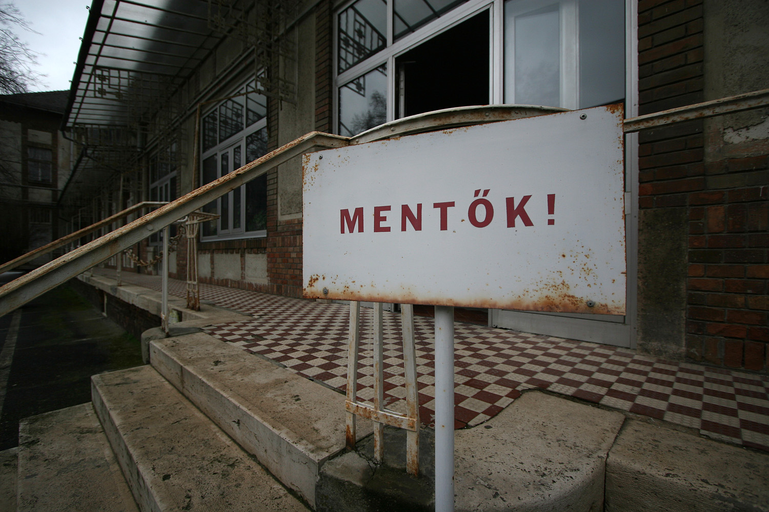 Illustration for article titled A gépek, amik megállították a tífuszt Budapesten