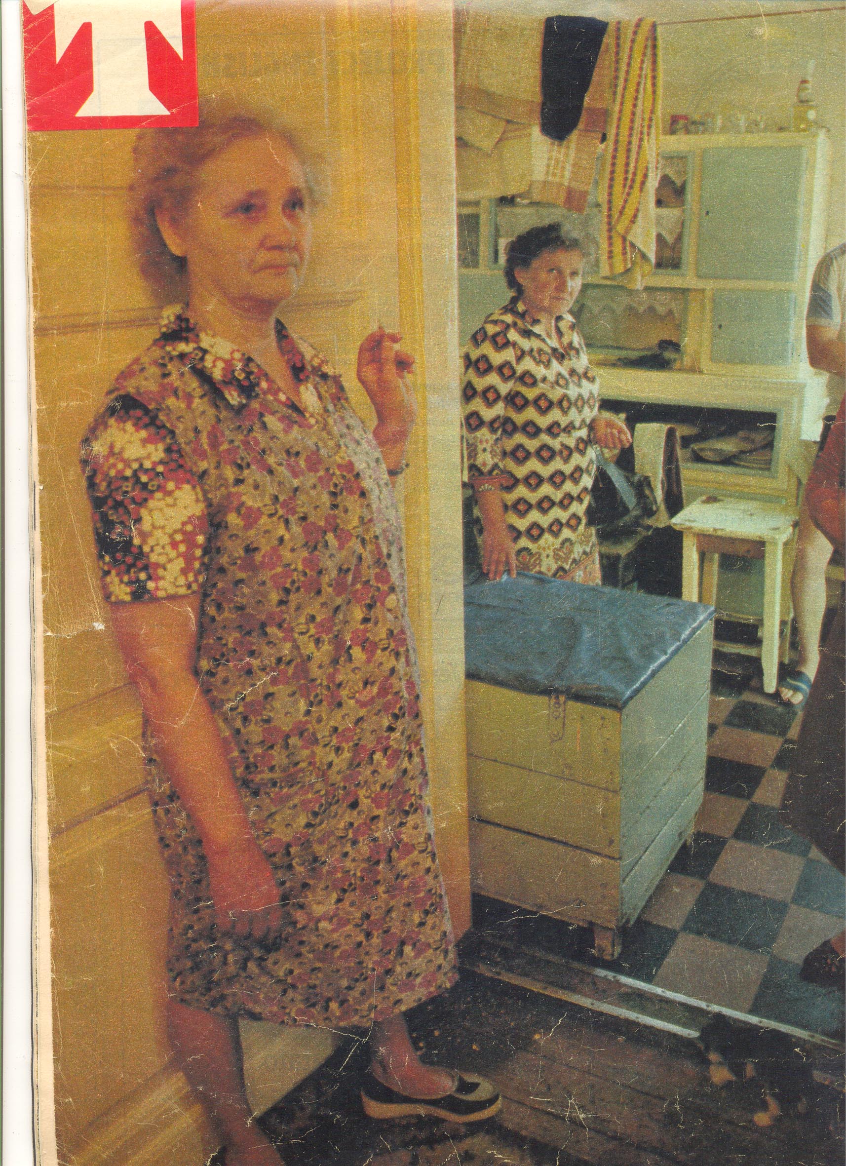 Illustration for article titled Levágott fej, felfújt vőlegény, helló Hollywood - így írt az Új Tükör 1989-ben Király Tamásról