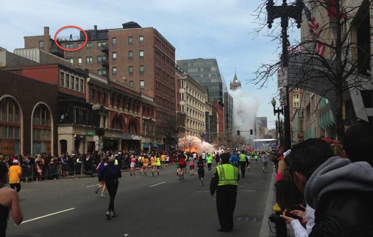 Illustration for article titled Kuktával öltek Bostonban