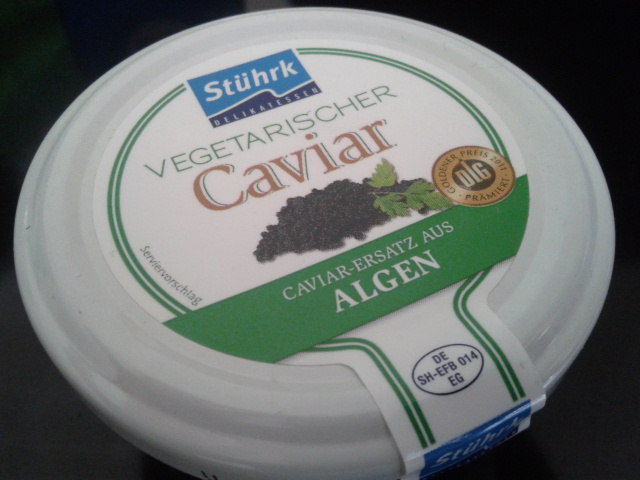 Illustration for article titled Mint Lázár János frissen belőtt haja - Kipróbáltuk a vegetáriánus kaviárt