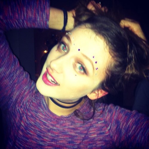 Mit ír egy londoni Blümchen-hasonmás Magyarországról?