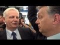 Orbán a kamerák előtt egzecíroztatta Tarlóst