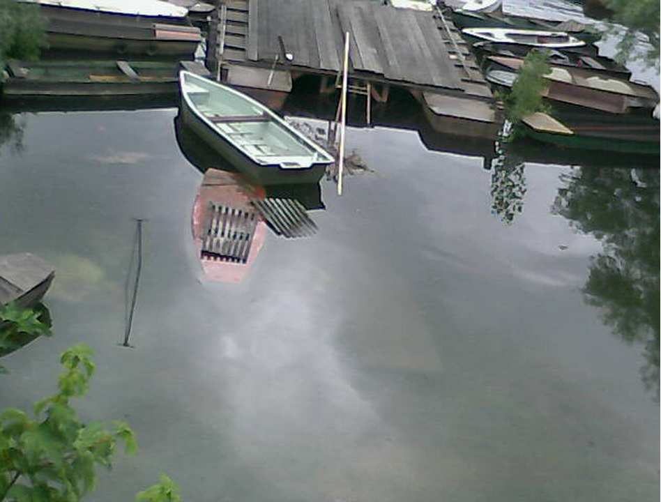 Helyzetjelentés Hárosról: akkora víz, hogy már nem is látszik, hogy mekkora