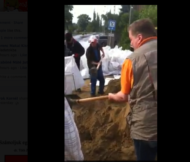 Illustration for article titled Az árvíz vámszedői: Gyurcsány, Schmuck, Árok és Szabó Zsófi