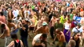 Fergeteges videókabaré: lett egy Sas Józsefe a magyar online médiának