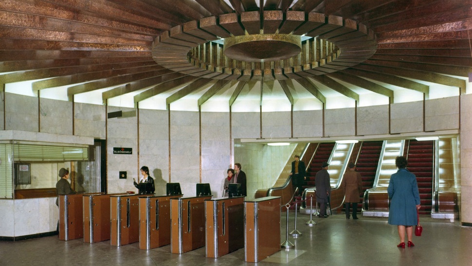 Illustration for article titled Mától teszteli a BKK a metró új beléptetőkapuit