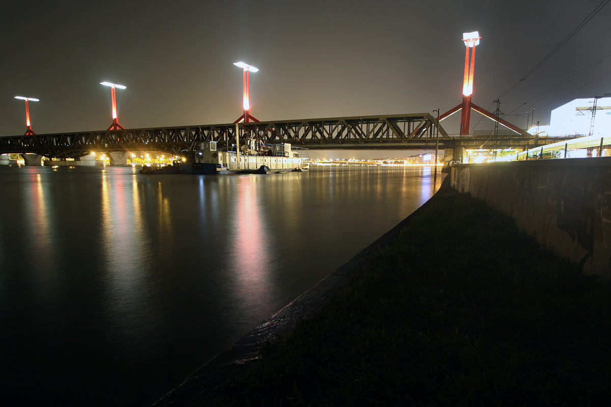 Illustration for article titled Így tetőzött a Duna Budapestnél