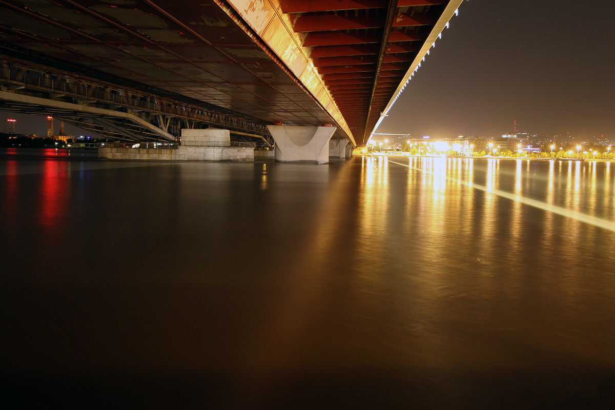 Illustration for article titled Így tetőzött a Duna Budapestnél