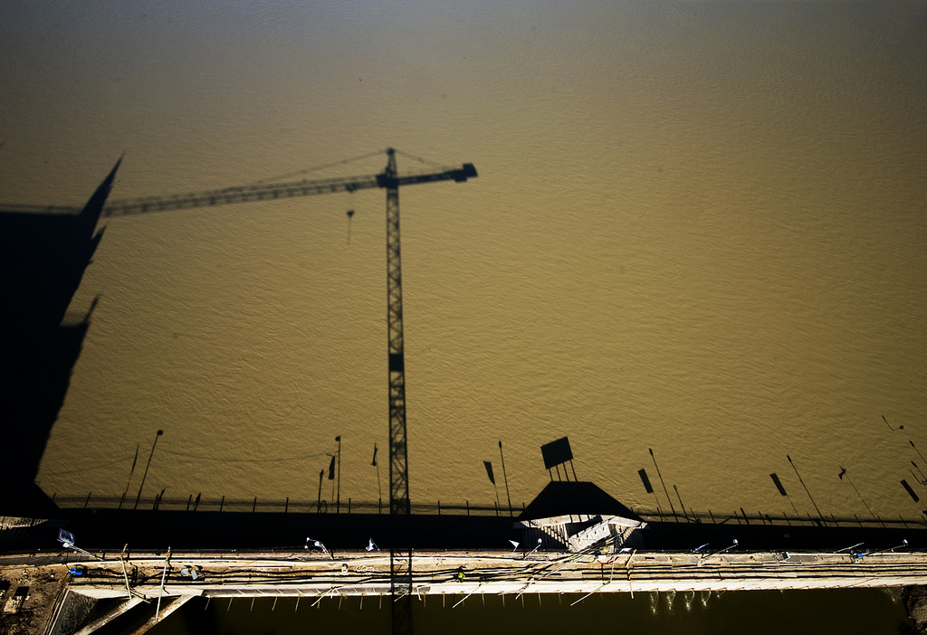 Illustration for article titled Tudjátok, mi lett a Kossuth téri betongödörből? Csónakázótó!