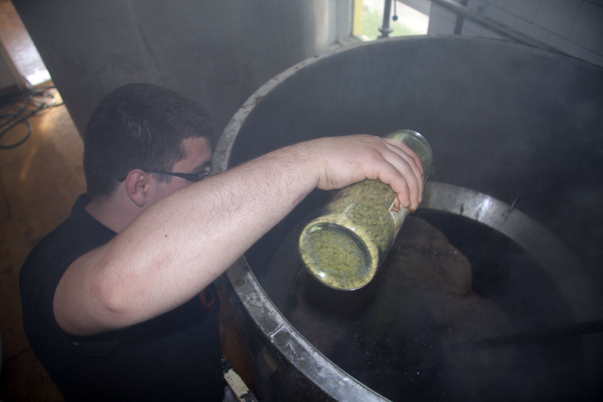 Illustration for article titled Ez a titkos fekete főzet a Budavári Sörfesztivál egyetlen pozitívuma