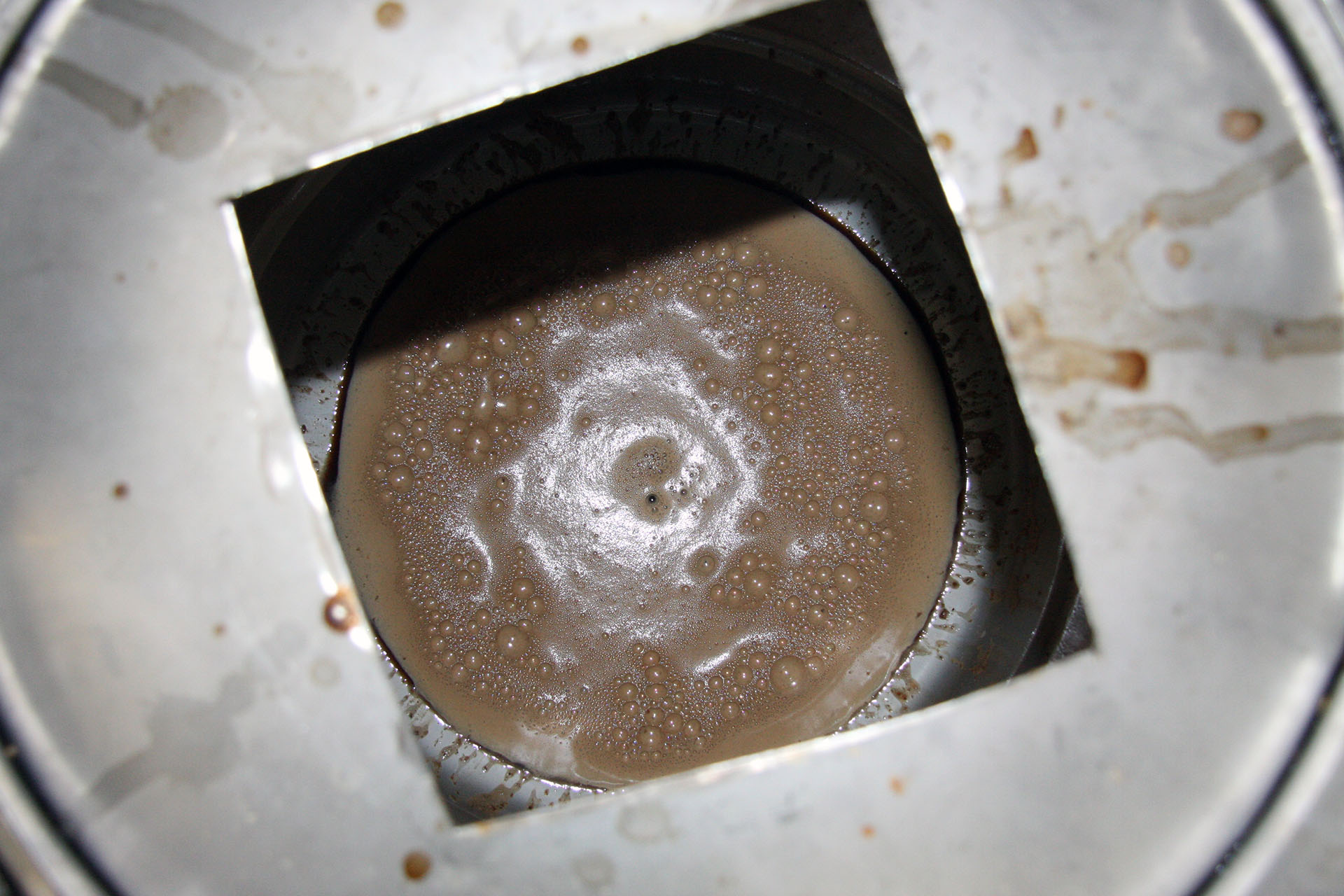 Illustration for article titled Ez a titkos fekete főzet a Budavári Sörfesztivál egyetlen pozitívuma