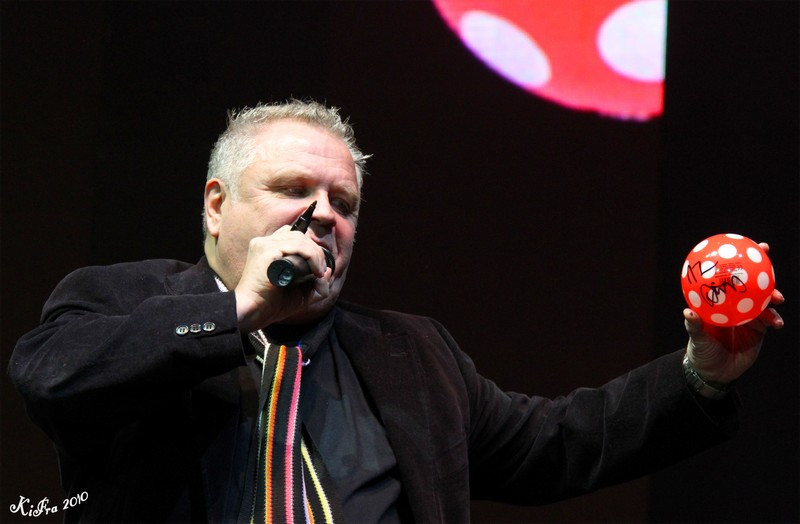 Dévényi Tibor szerint nagyjából 8-9 DJ van Magyarországon, az egyik ő