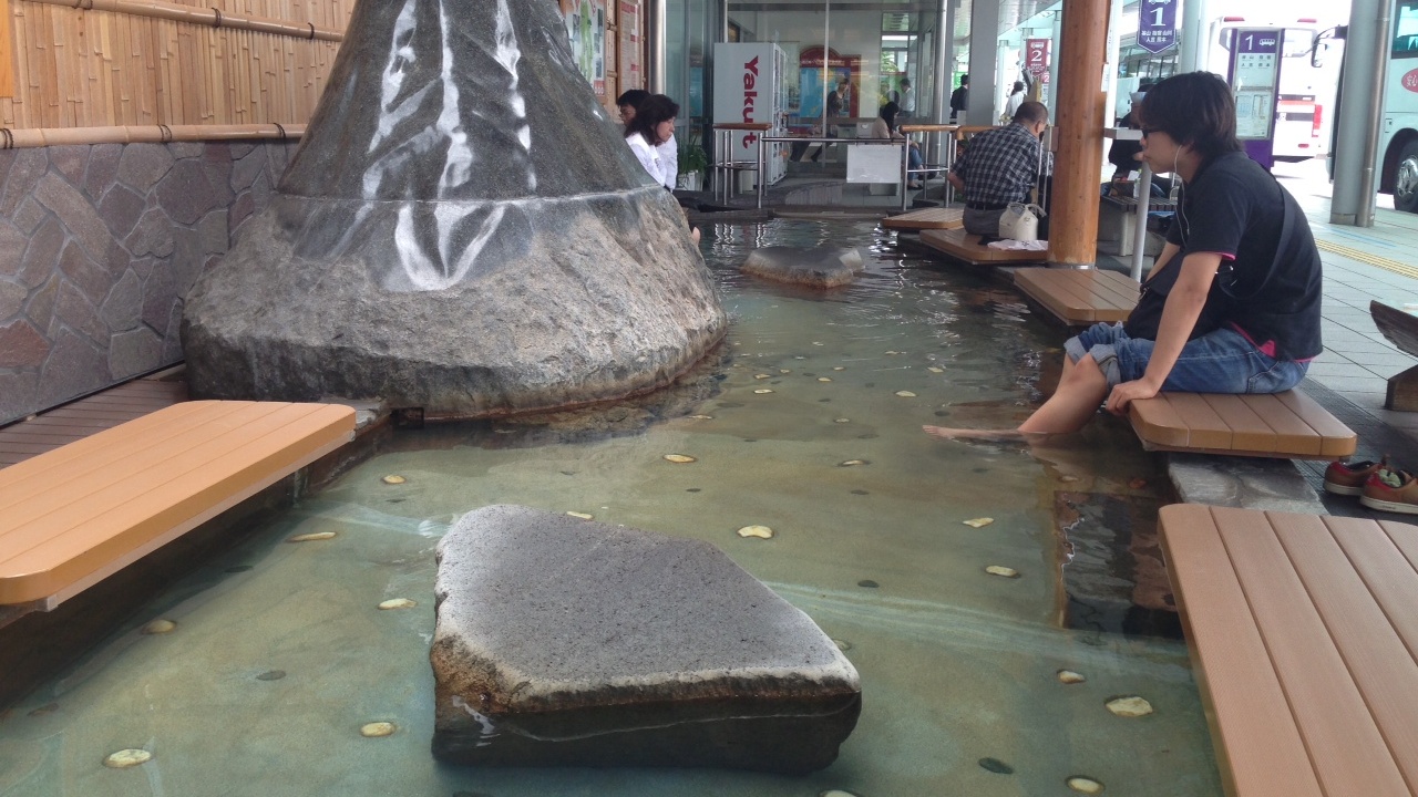 Japánban még a reptéri váró is egy nagy lábkád