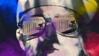 Ötletet lopott ByeAlex? Nézzük meg GIF-ben!