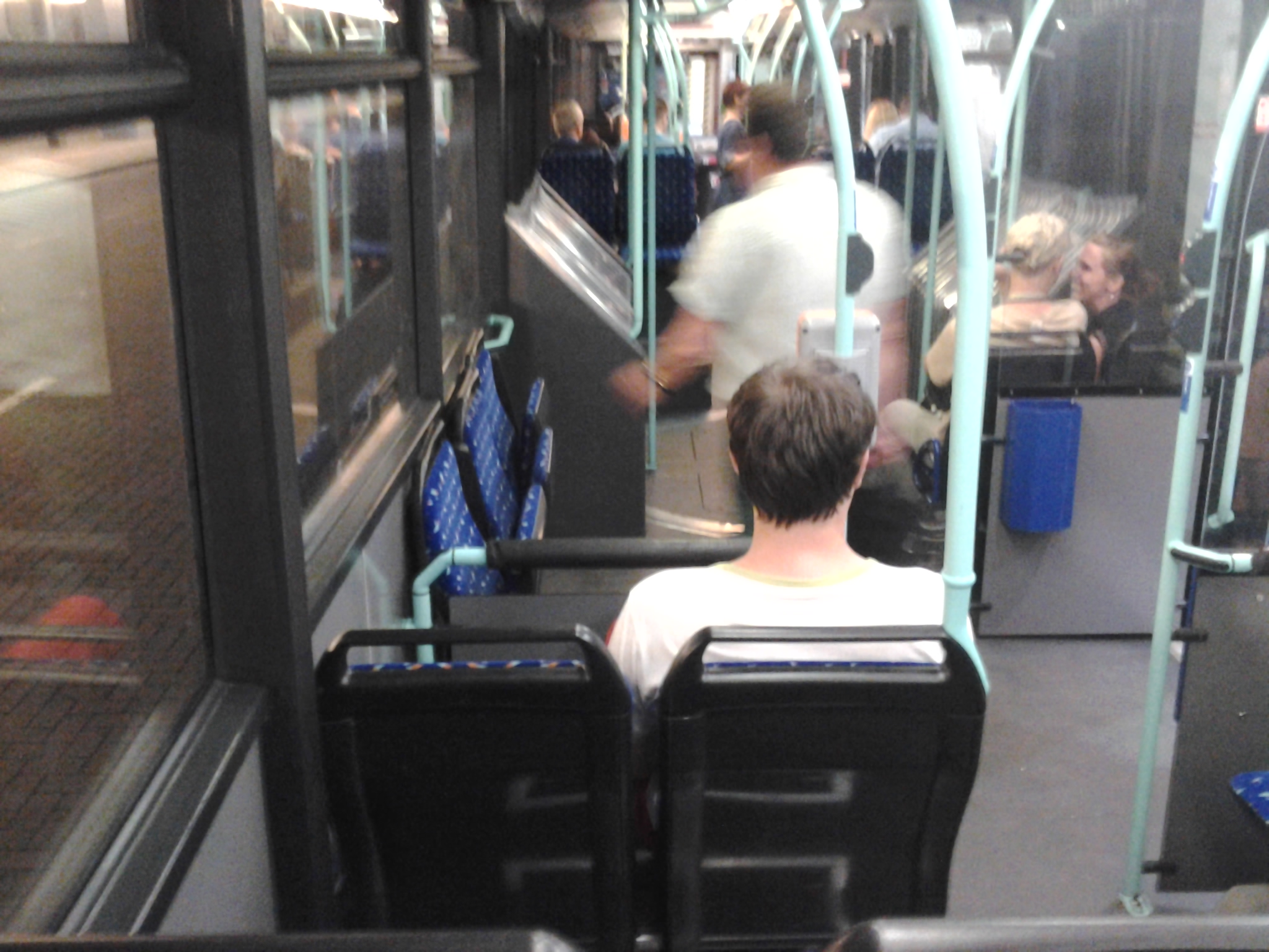 Illustration for article titled Kipróbáltuk a frissen érkezett Volvo-buszokat. Van egy-két furcsaság