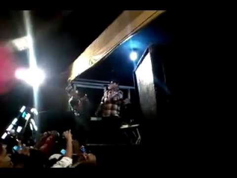 Brutális brazilok: koncert közben lőtték le az énekest