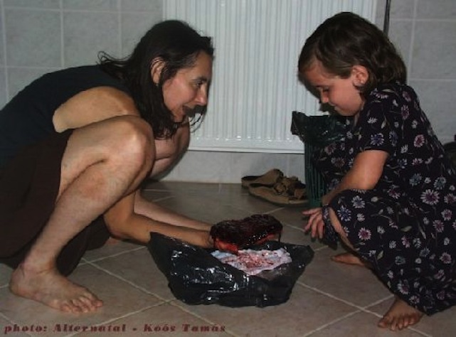 Az év provokációja a Porontyon: posztot írt a világ leghülyébb terhes nője