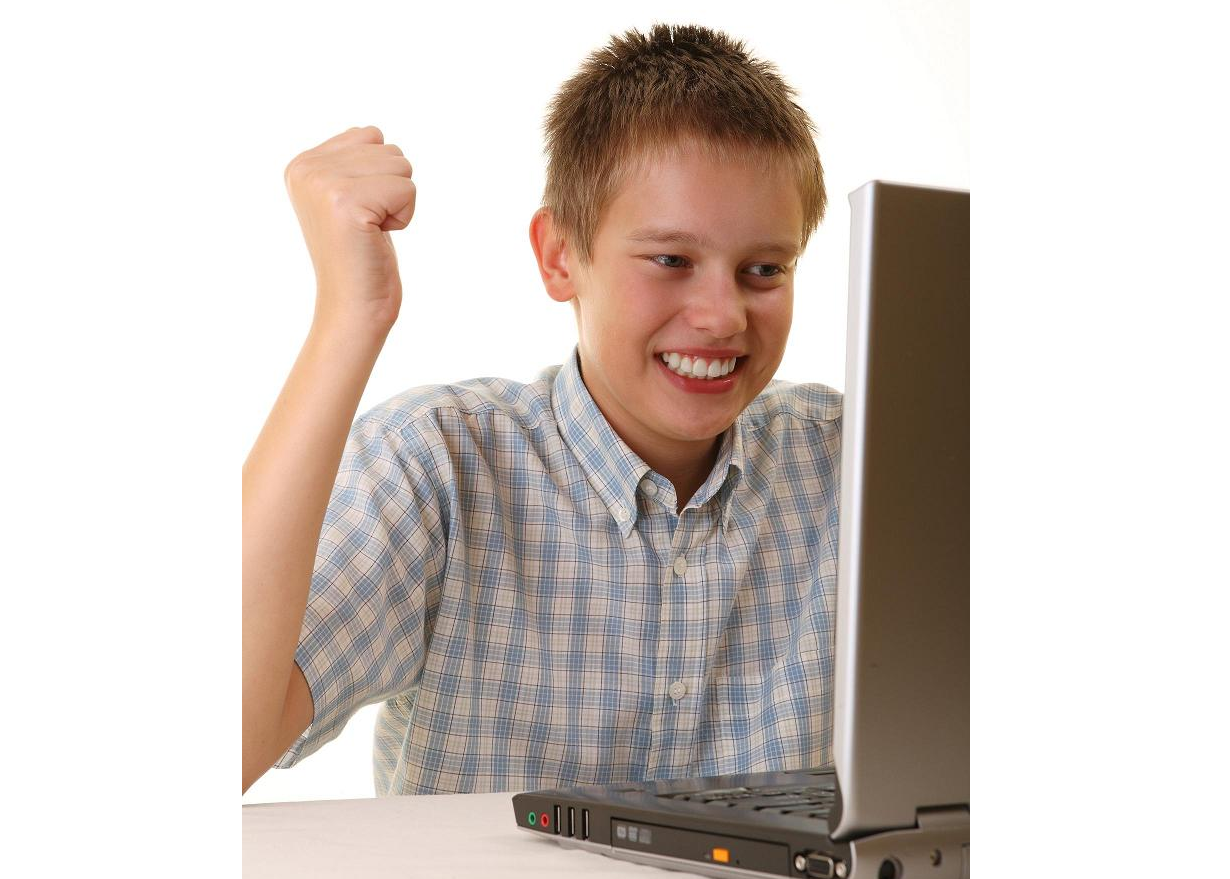 Facebook-fiókot törnek fel egy szelet pizza áráért