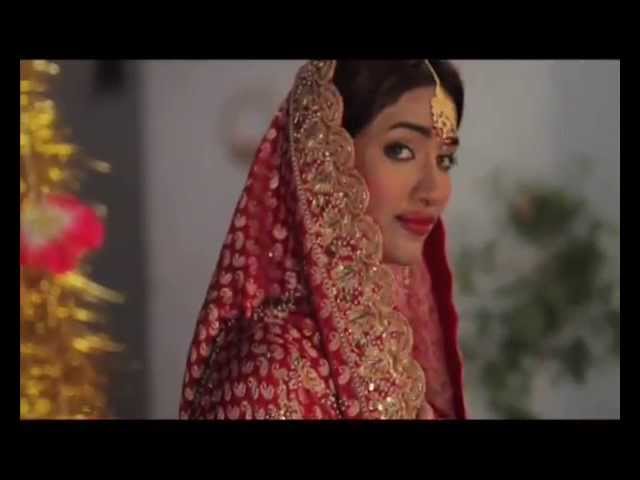 Pakisztán nem bírta ezt a tüzesen forró óvszerreklámot, betiltották