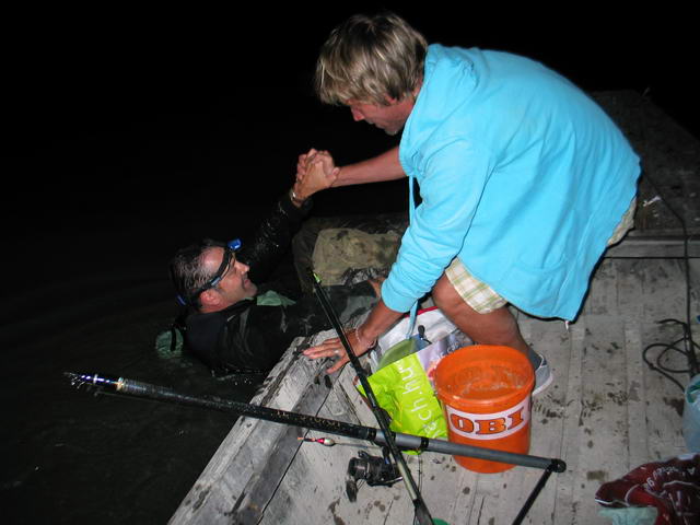 Illustration for article titled Majdnem emberhalál lett a dunai tényfeltárás vége