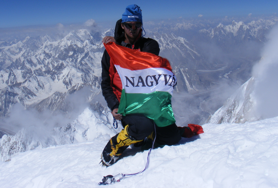 Illustration for article titled Csúcsfotók a legújabb magyar csúcshódításról