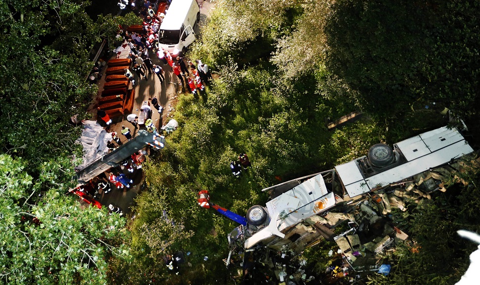 Harmincheten haltak meg egy olasz buszbalesetben