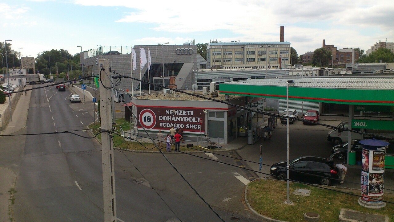 Már most gyúr a Szigetre az egyik óbudai dohánybolt