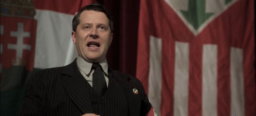 Illustration for article titled Uramisten, lelövik Horthy Miklóst!