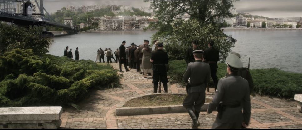 Illustration for article titled Uramisten, lelövik Horthy Miklóst!