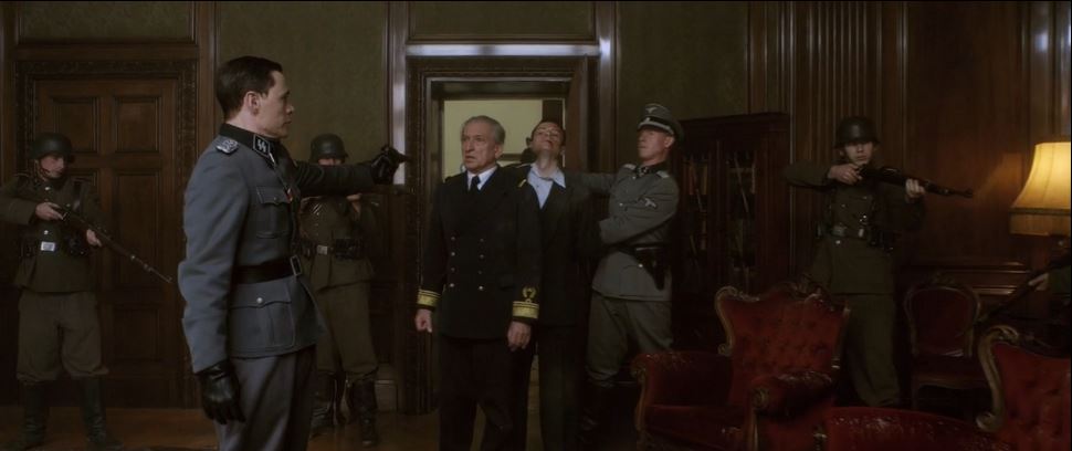 Illustration for article titled Uramisten, lelövik Horthy Miklóst!