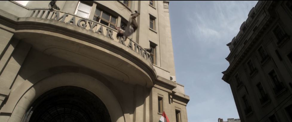 Illustration for article titled Uramisten, lelövik Horthy Miklóst!