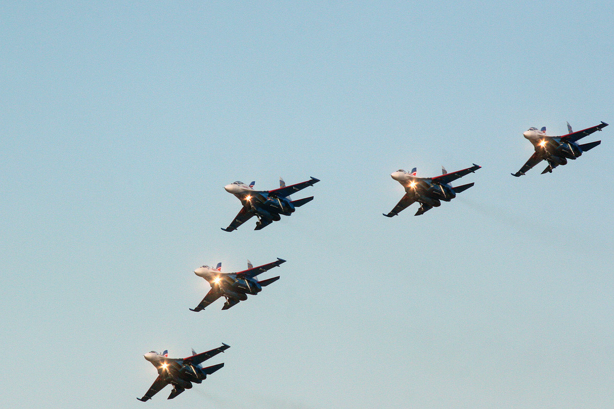 Illustration for article titled Az orosz lovagok leigázták Kecskemétet