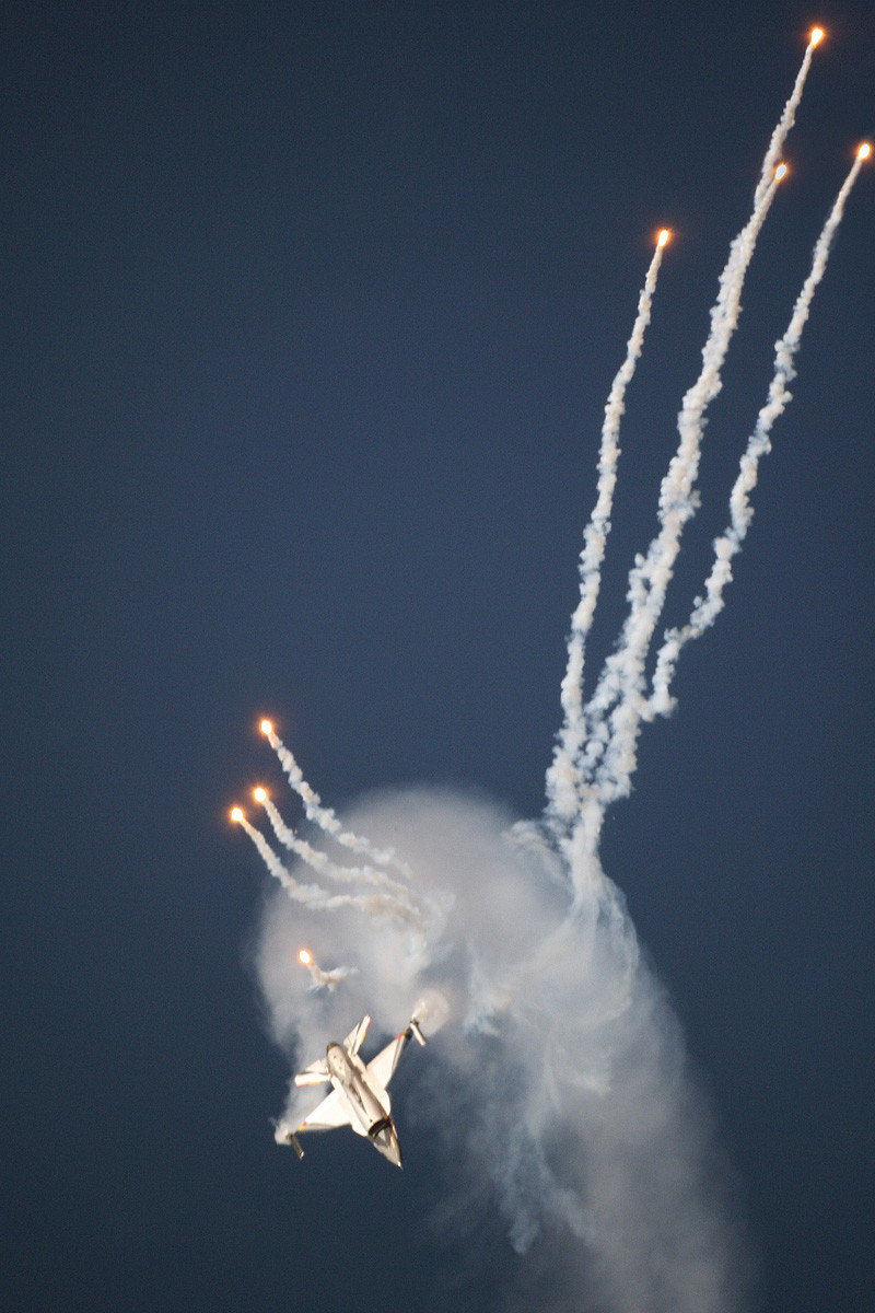 Illustration for article titled Az orosz lovagok leigázták Kecskemétet